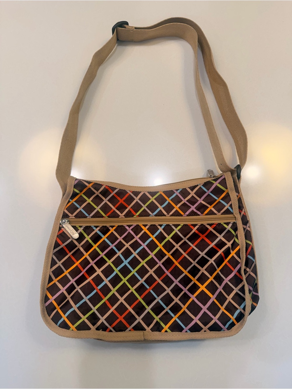 Lesportsac Brown Crossbody with Multicolor Lattice and Tan Trim! VGUC!